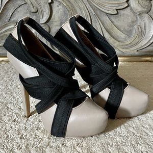 Sexy Colin Stuart heels